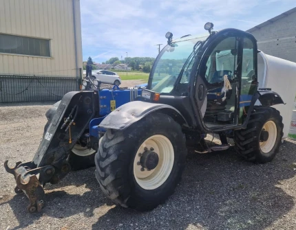 New Holland LM 7.42