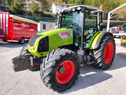 Tracteur agricole - 102CH - 3683H - 2010