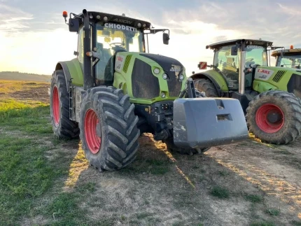 Tracteur agricole - 300CH - 6000H - 2015
