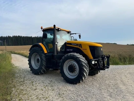 Tracteur agricole - 269CH - 5400H - 2010