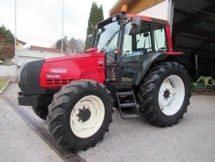 Tracteur agricole
