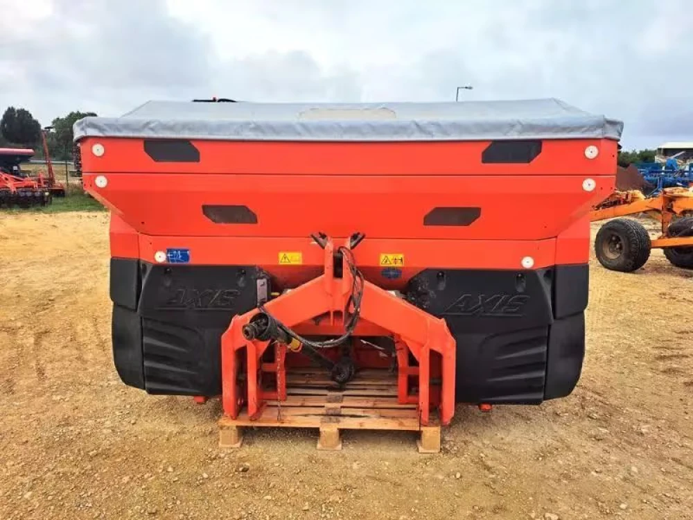Kuhn AXIS 50.2 MEMC-W d'occasion — photo 1