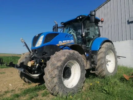 Tracteur agricole - 165 CH - 4242H - 2019