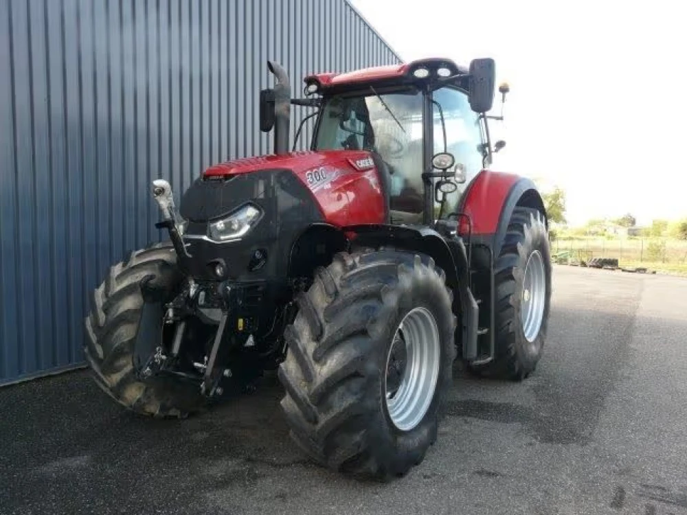 Case IH OPTUM 300 CVX d'occasion — photo 1