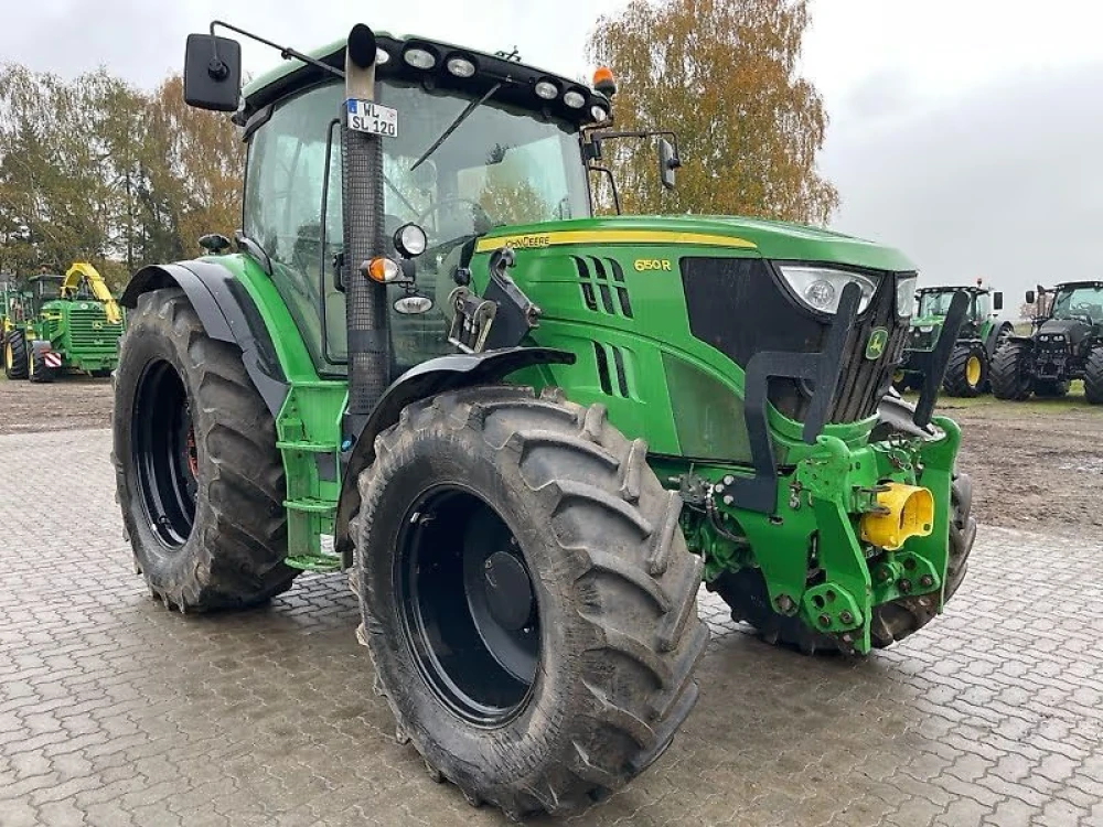 John Deere 6150R d'occasion — photo 1