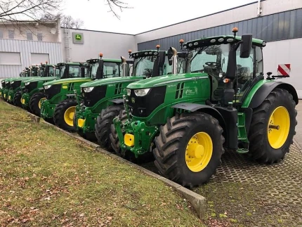 Tracteur agricole - 250 CH - 3003H - 2020