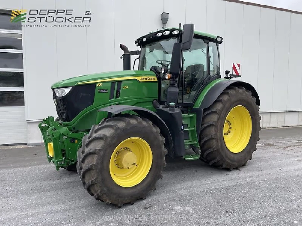 John Deere 6R 250 d'occasion — photo 1