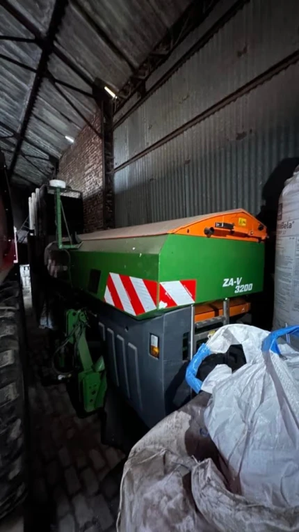 Distributeur d'engrais - 2018