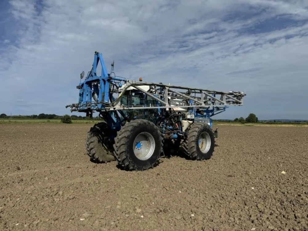 Matrot M44D 36M SELF PROPELLED SPRAYER d'occasion — photo 1