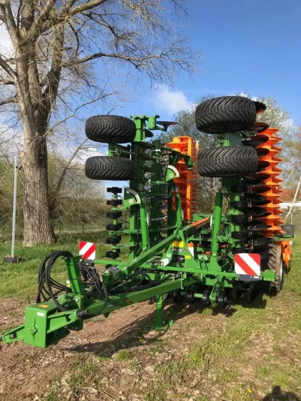 Déchaumeur - 8M - 2023