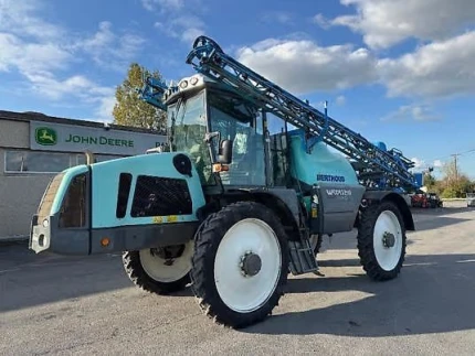 Pulvérisateur automoteur - 2200H - 2015