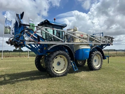 Pulvérisateur automoteur - 2750H - 2016