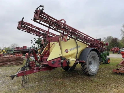 Pulvérisateur traîné - 18M - 15000H - 2009