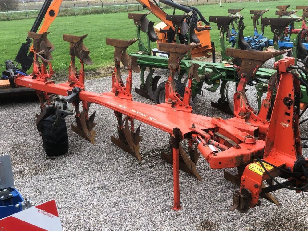 Kuhn VARIMASTER 121 d'occasion — photo 1
