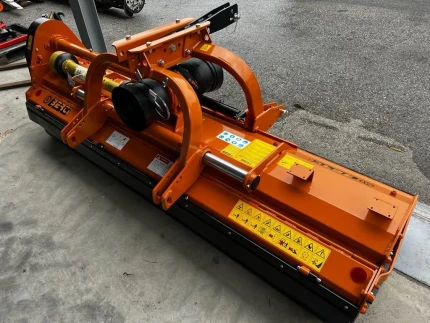 Broyeur à axe horizontal et vertical - 2M - 2023