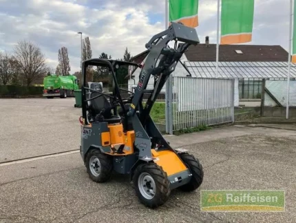 Mini chargeuse - 25CH - 2 149 H - 2023