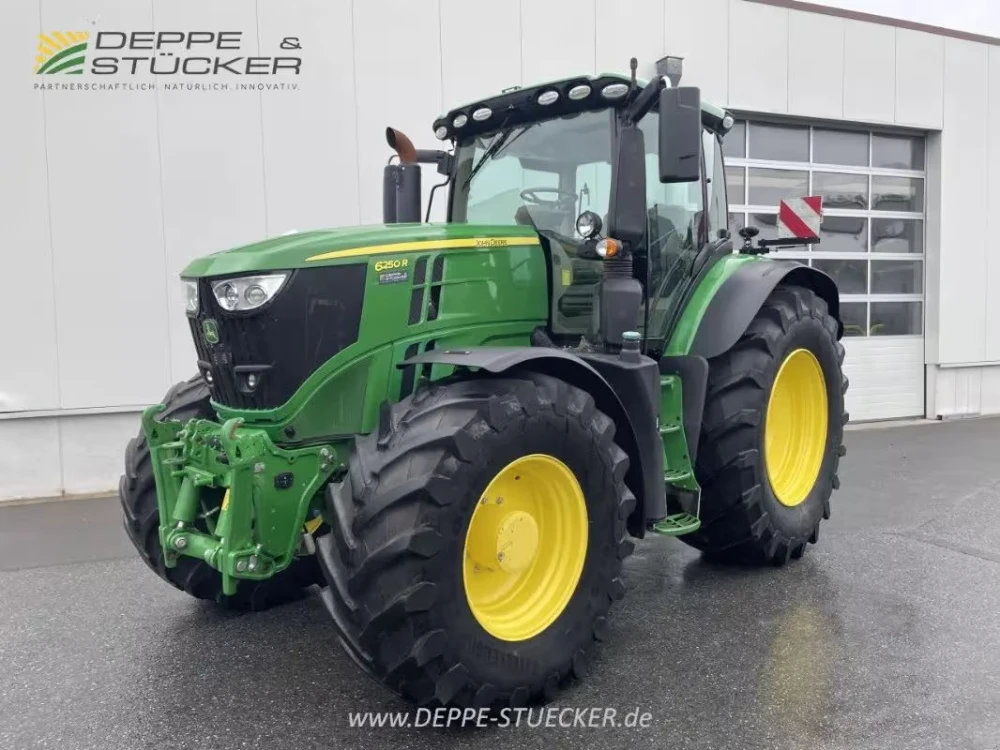 John Deere 6250R d'occasion — photo 1