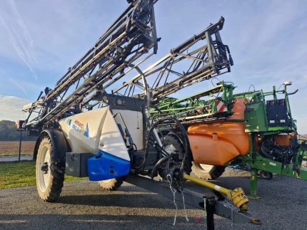Pulvérisateur automoteur - 2023