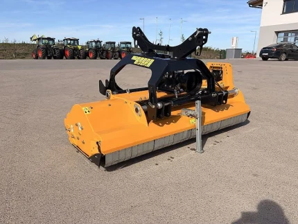 Broyeur à axe horizontal et vertical - 20M - 2023