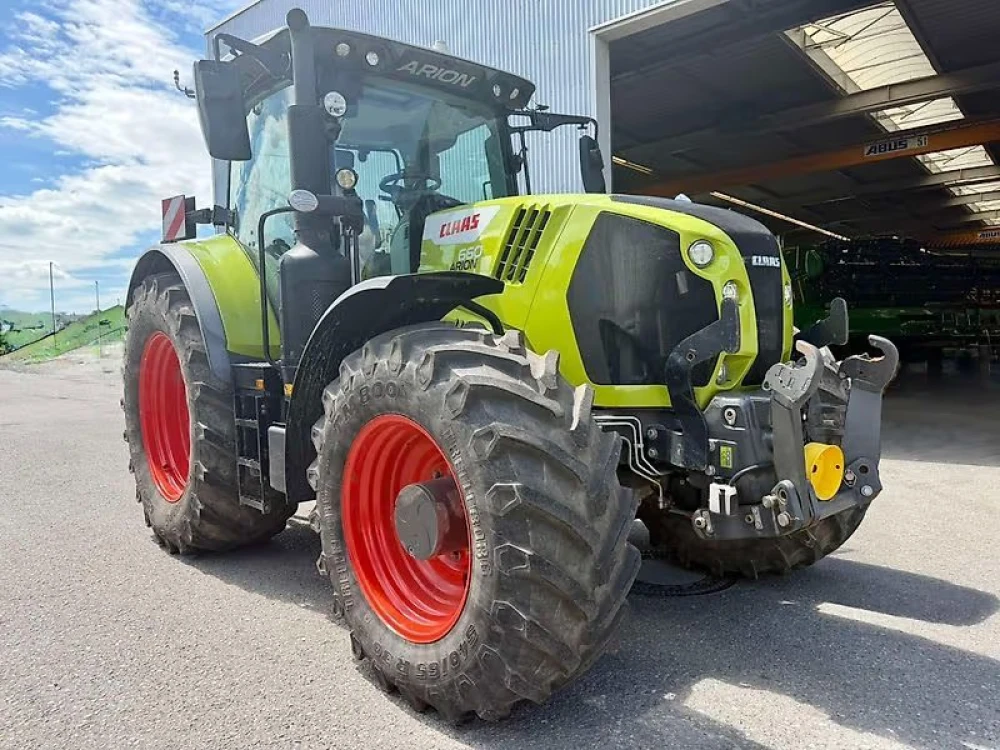 Claas ARION 660 CMATIC d'occasion — photo 1