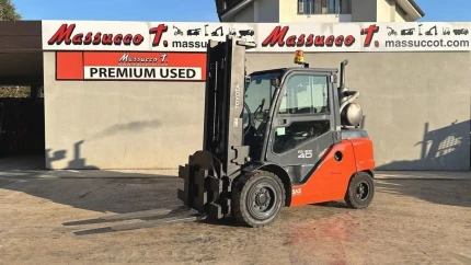Chariot élévateur - 4490H - 2016