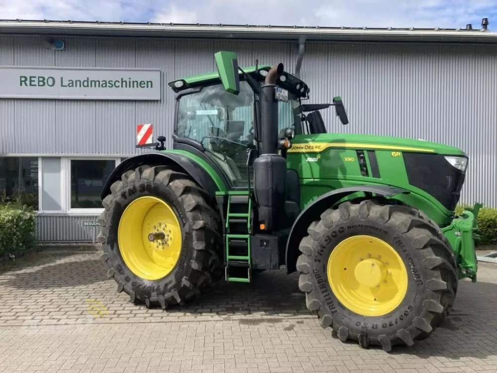 John Deere 6R230 d'occasion — photo 1