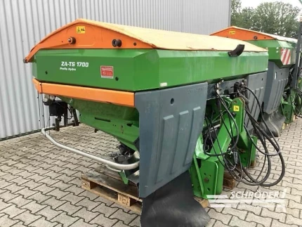 Distributeur d'engrais - 4M - 2022