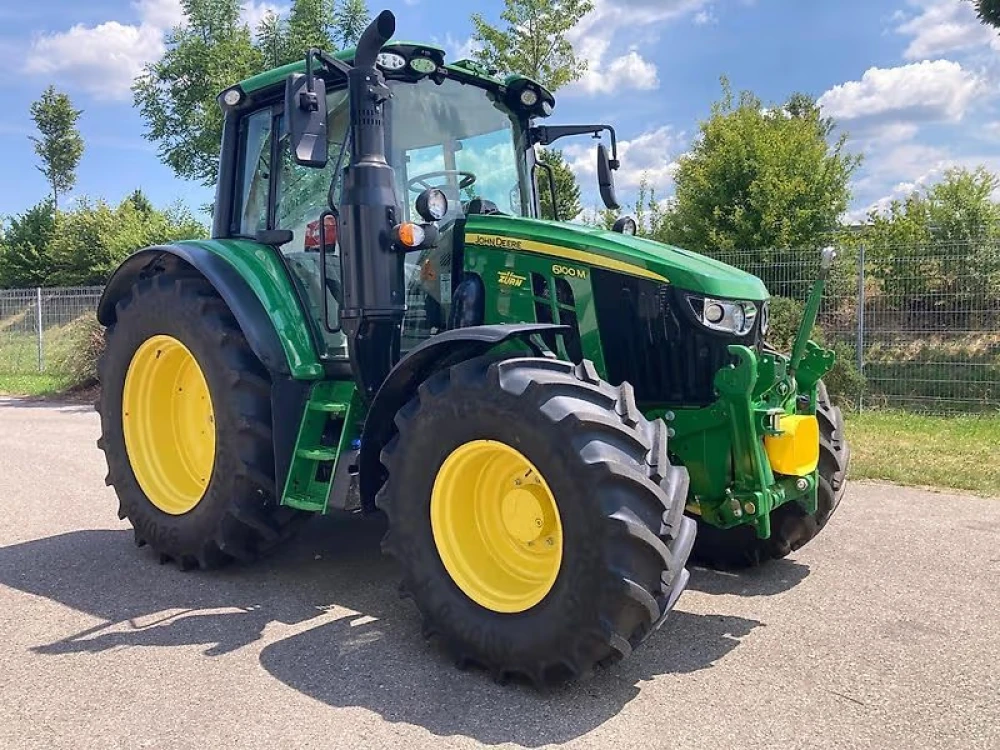 John Deere 6100M d'occasion — photo 1