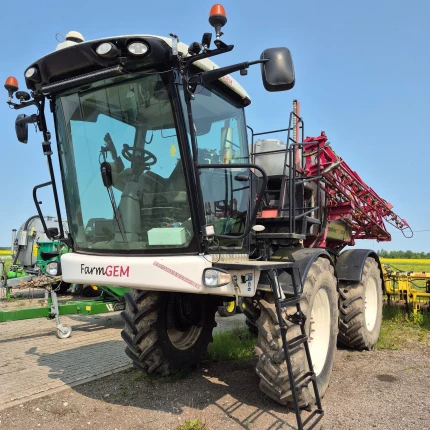 Pulvérisateur automoteur - 1 807 H - 2013