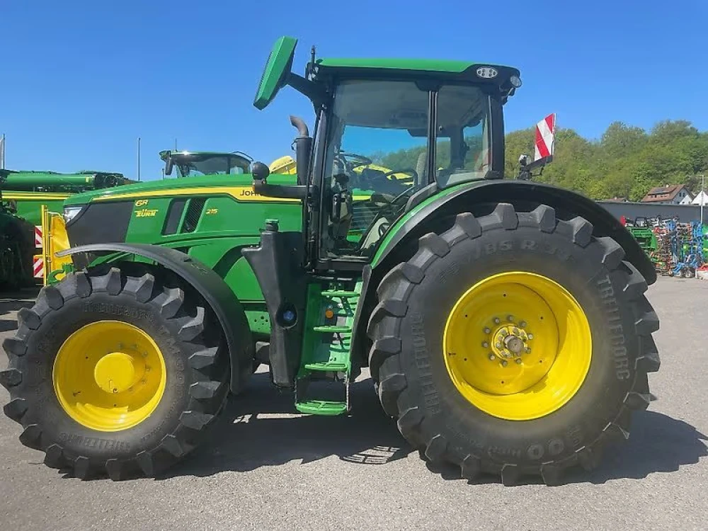 John Deere 6R215/6R 215 GARANTIE B. 01/20 d'occasion — photo 1