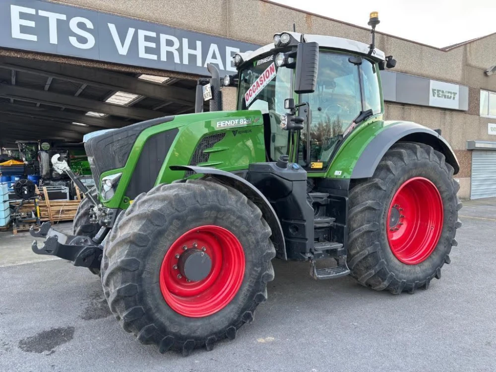 Fendt 824 VARIO PROFI + d'occasion — photo 1