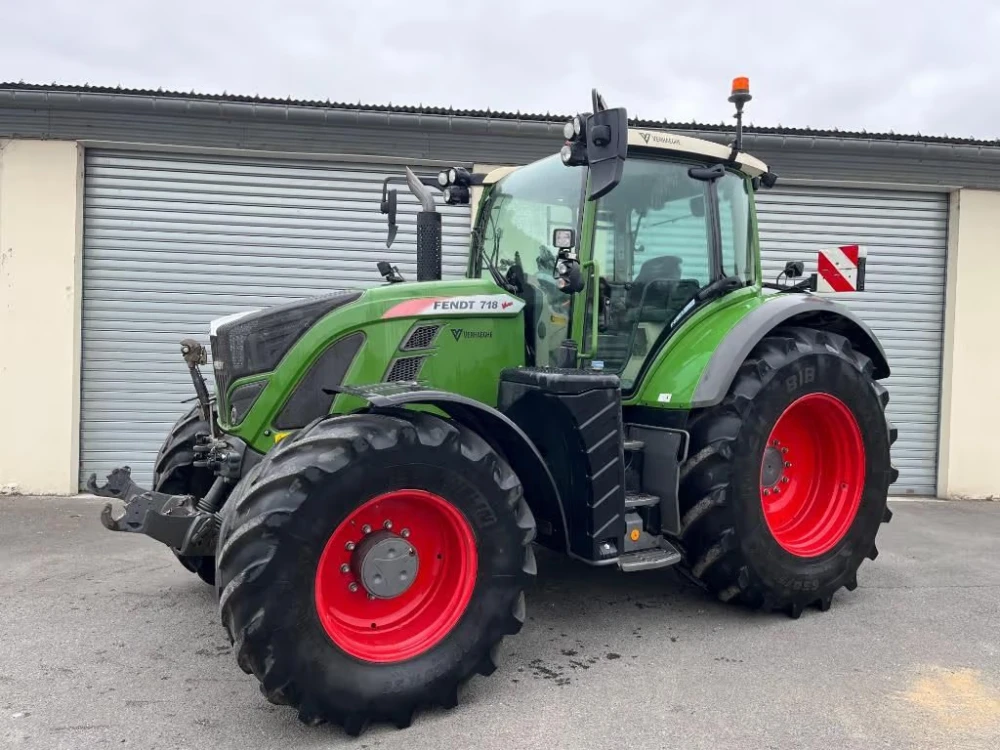 Fendt 718 VARIO POWER + d'occasion — photo 1