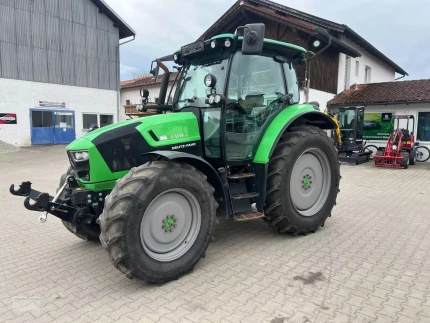 Tracteur agricole - 99CH - 3335H - 2014