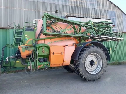 Pulvérisateur automoteur - 2010