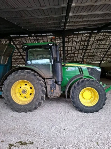 Tracteur agricole - 230 CH - 5384H - 2019