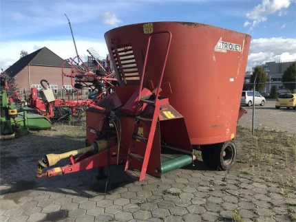 Mélangeuse automotrice