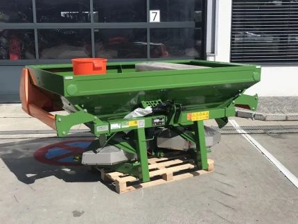 Distributeur d'engrais - 3M - 2025