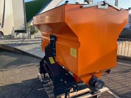 Distributeur d'engrais - 2025