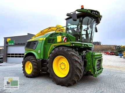Ensileuse automotrice - 825CH - 2022