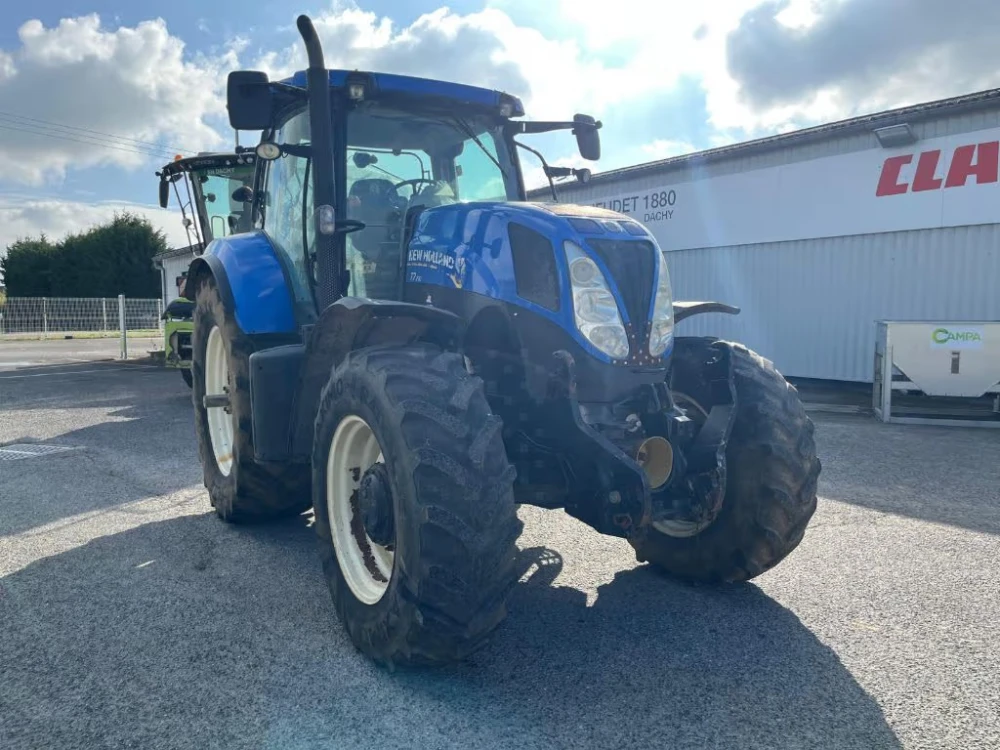 New Holland T7.210 d'occasion — photo 1