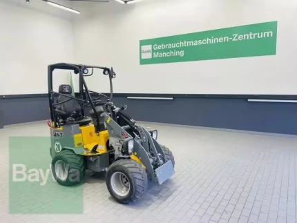 Mini chargeuse - 25H - 2023