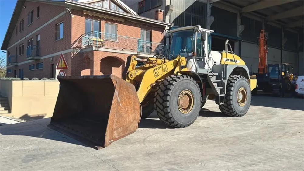 Liebherr L574 d'occasion — photo 1