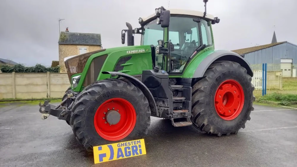 Fendt 824 VARIO PROFI + d'occasion — photo 1