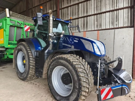 Tracteur agricole - 296CH - 2700H - 2023