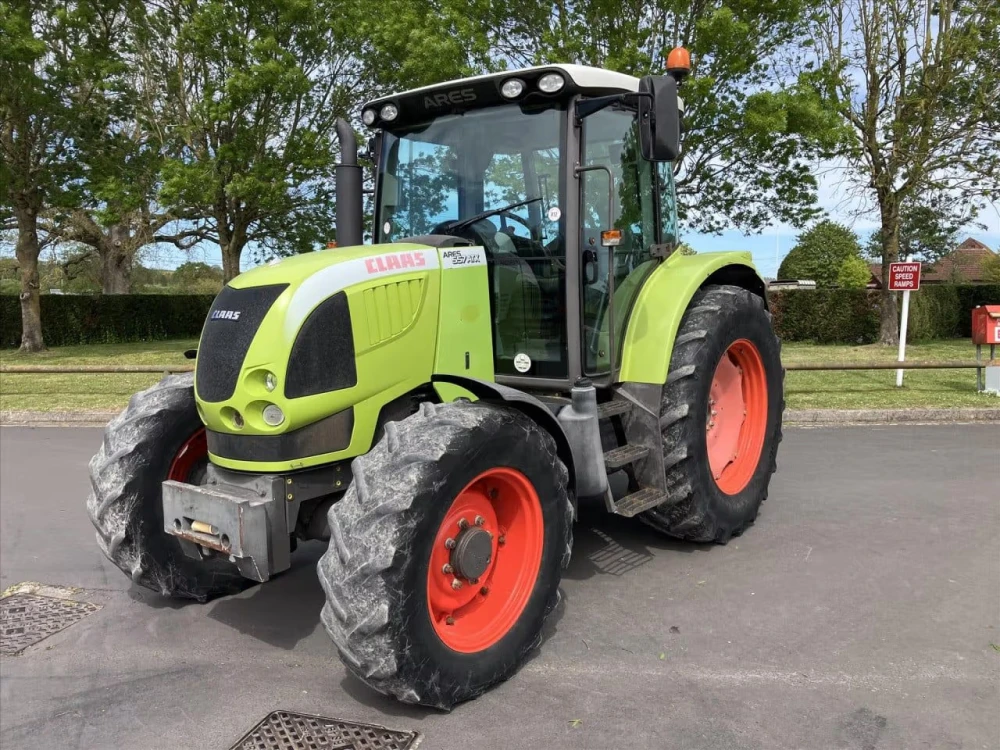 Claas ARES 557 d'occasion — photo 1