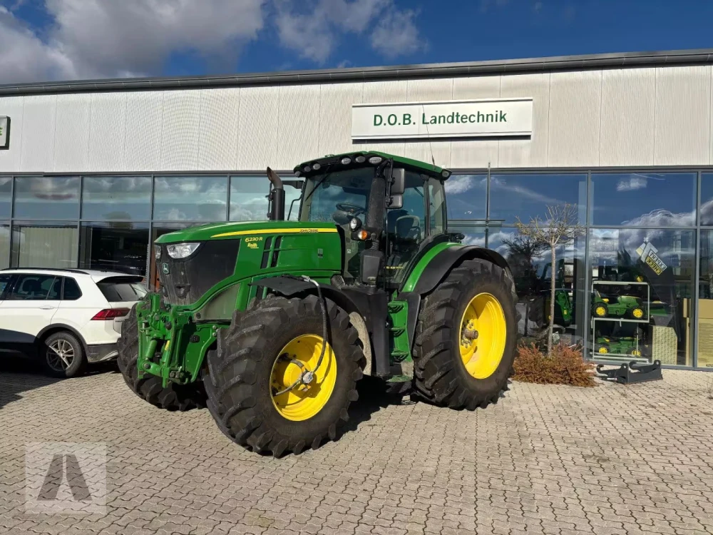 John Deere 6230R d'occasion — photo 1