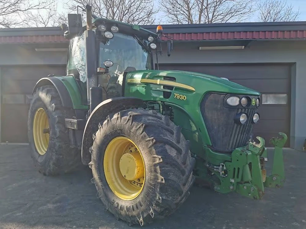 John Deere 7930 d'occasion — photo 1