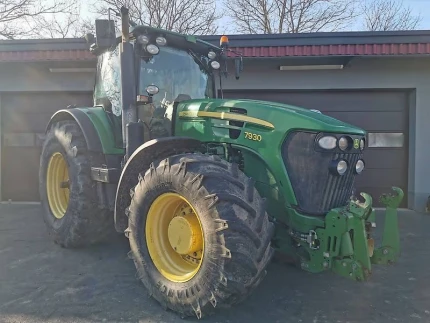 Tracteur agricole - 247CH - 11500H - 2007