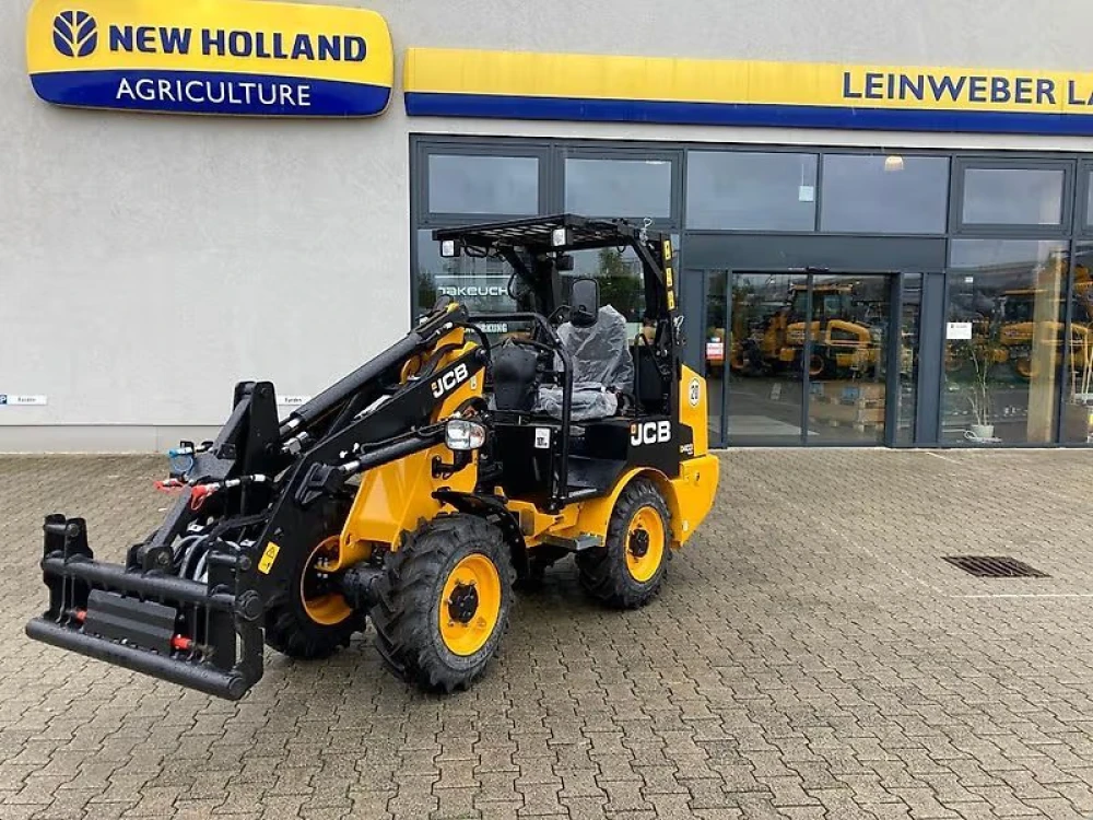 JCB 403 PLUS AGRI d'occasion — photo 1