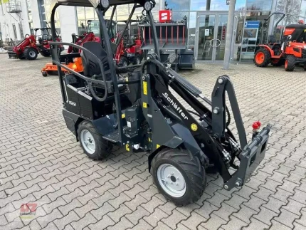 Mini chargeuse - 22CH - 1 807 H - 2025